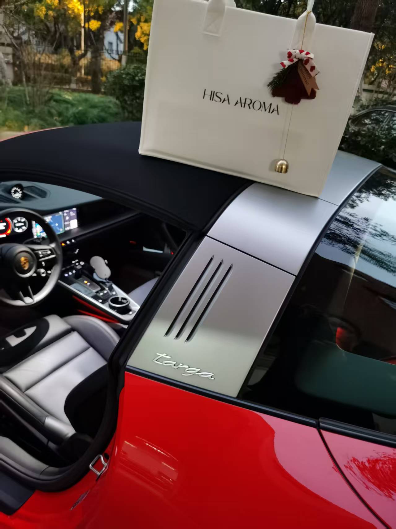 保时捷TARGA配送